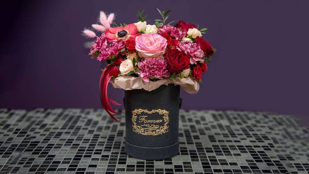 round flower box | Boxart Paper Boxes Manufacturing. Unique flower box arrangement, available in various colors and styles to suit any occasion. Shop our wide selection for the perfect gift. flower gift box in dubai-gift box manufacturers