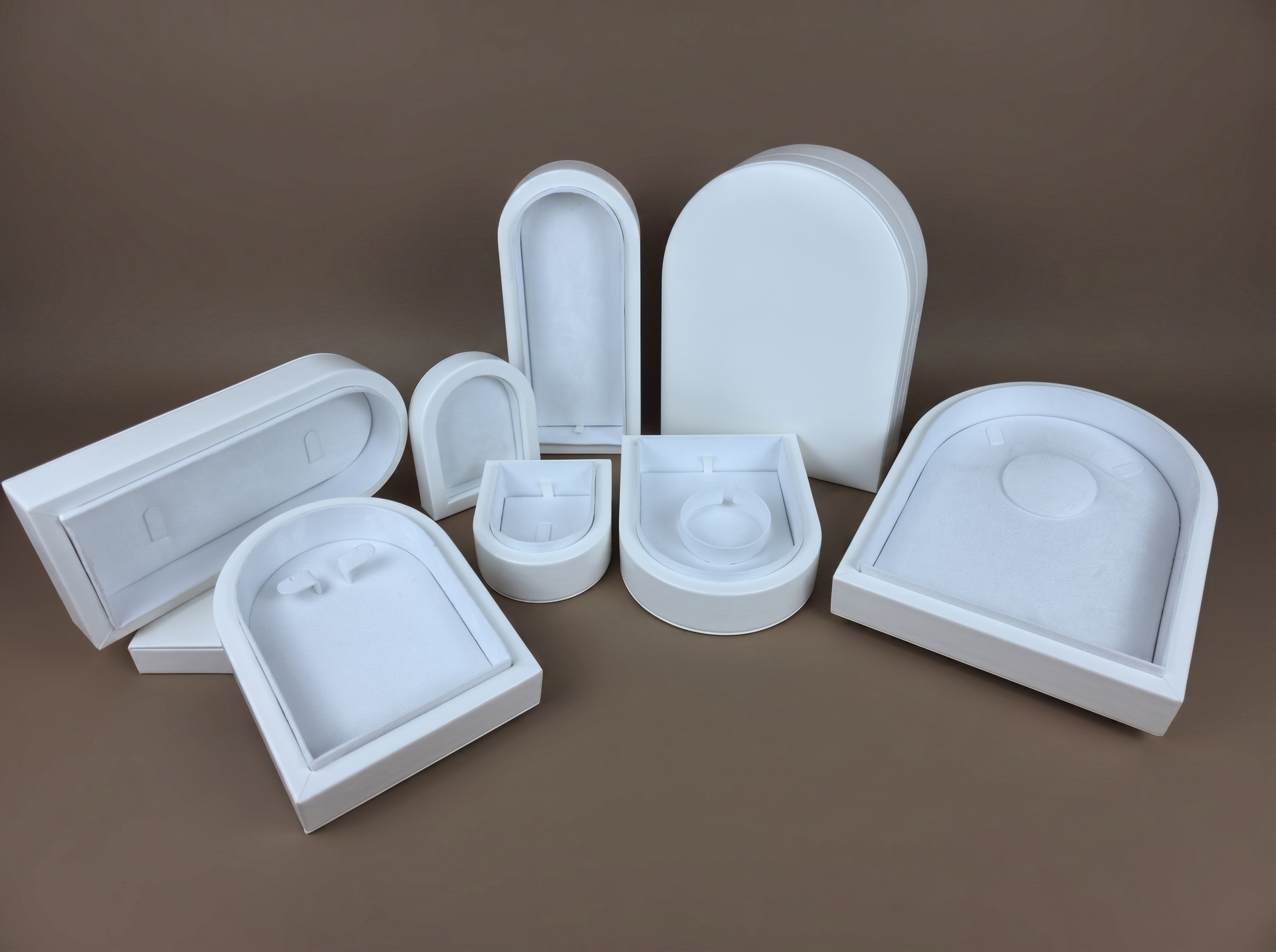 You are currently viewing Cosmetic Boxes Dubai: Custom Packaging Guide for Beauty Brands